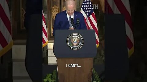 Biden has trouble reading