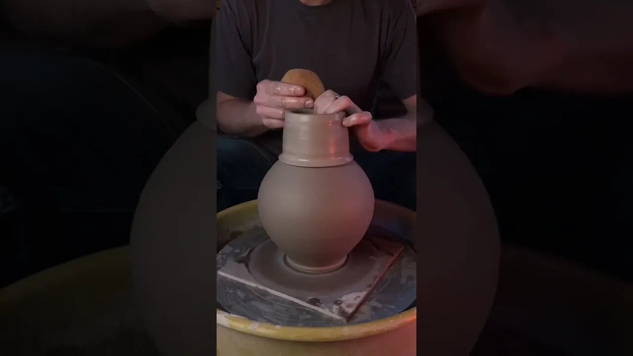 Throwing a Vase in 2 sections