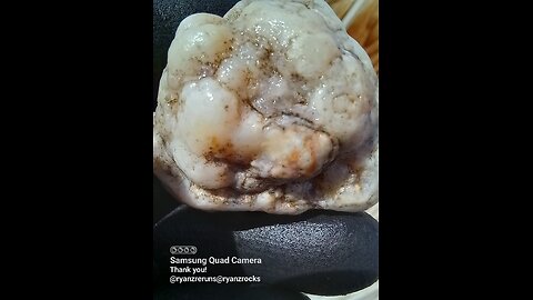 Botryoidal chalcedony!