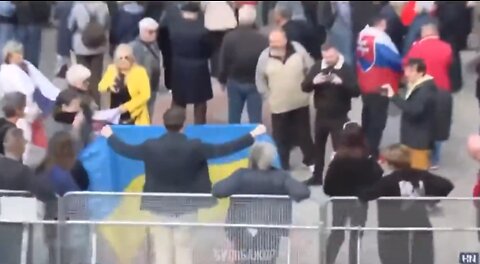 Slovakia: Someone unfurled the Ukrainian flag... but not everyone appreciated it