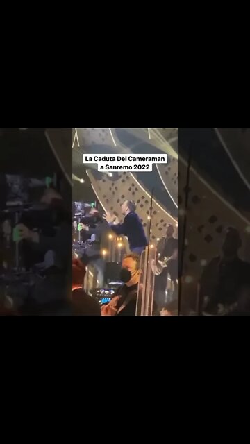 La Caduta Del Cameraman a Sanremo 2022