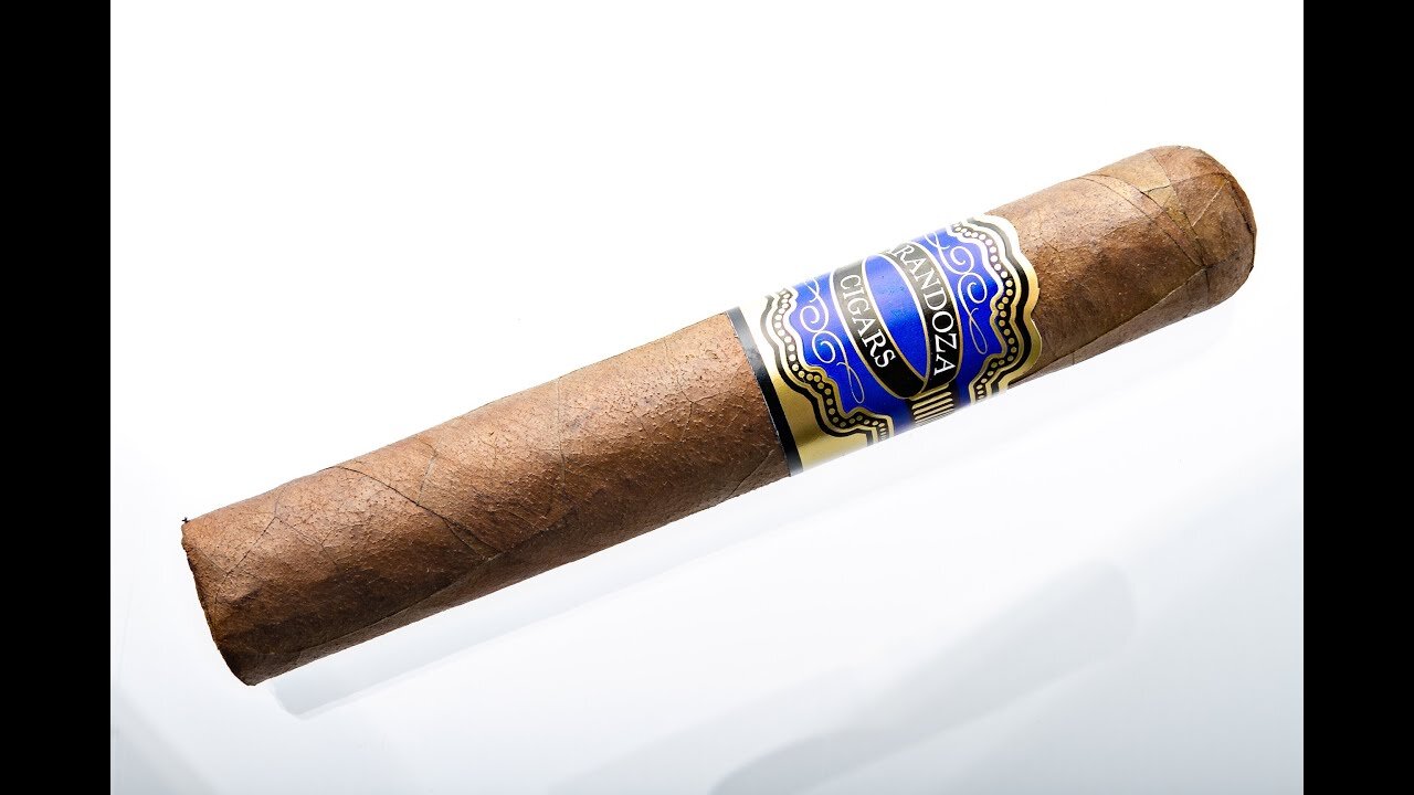 Arandoza Blue Label Robusto Cigar Review