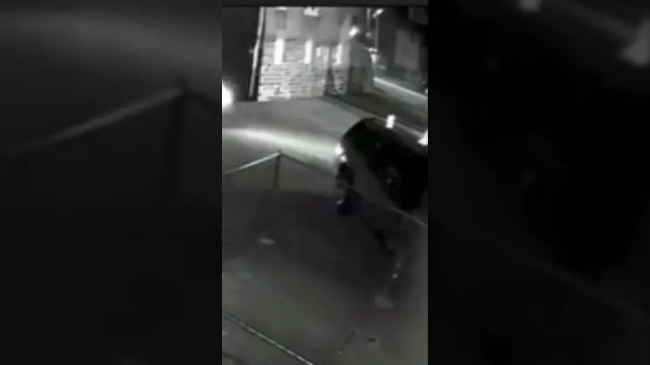 Man Jumps Out Of Passenger Side Of Car Walks Away And Lights A Cigarette While Cops Keep Chase!