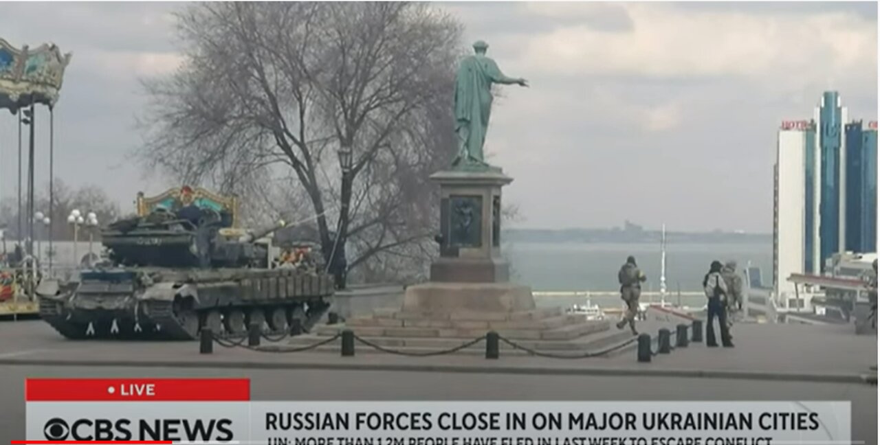 VICE News reporter describes on the ground situation in Ukraine, growing humanitarian crisis