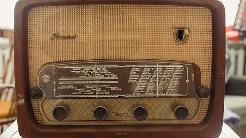 Radio Sounds - Old Style