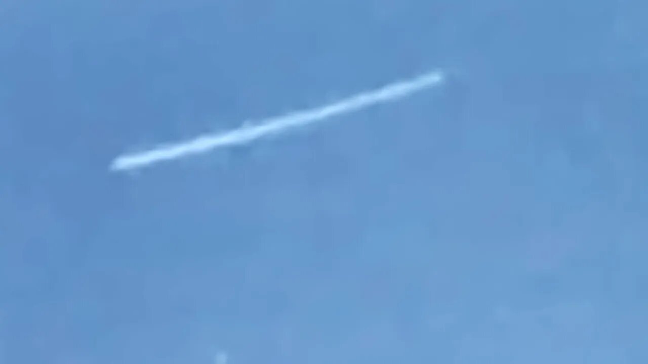 very fast bright flyby