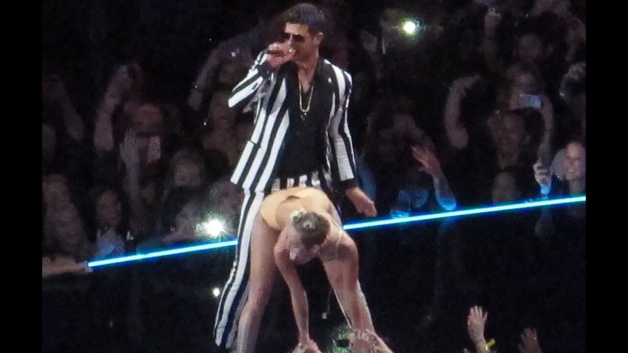 Miley Cyrus 'knew she'd really made it' when Cher threw insults her way