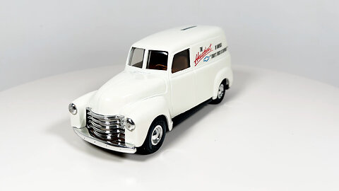 ERTL Chevrolet Chevy Heartbeat 1950 Panel Truck Die-Cast Bank