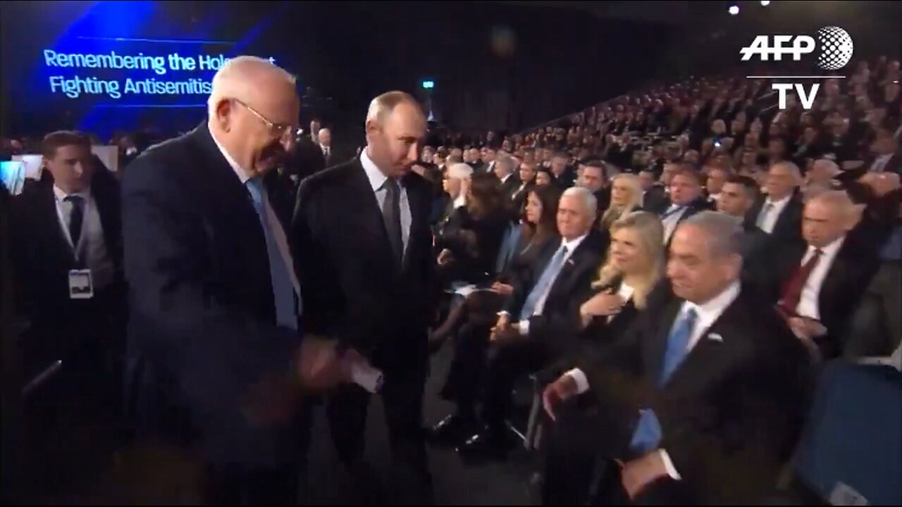 Putin snubs Israel 🇮🇱 President and gives him no handshake