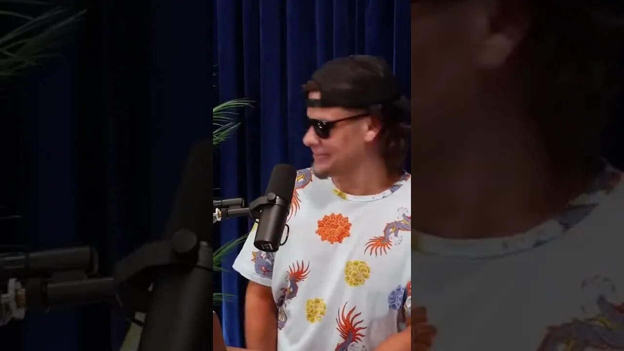 Theo Von's Assistant NO FAP! 😱😂