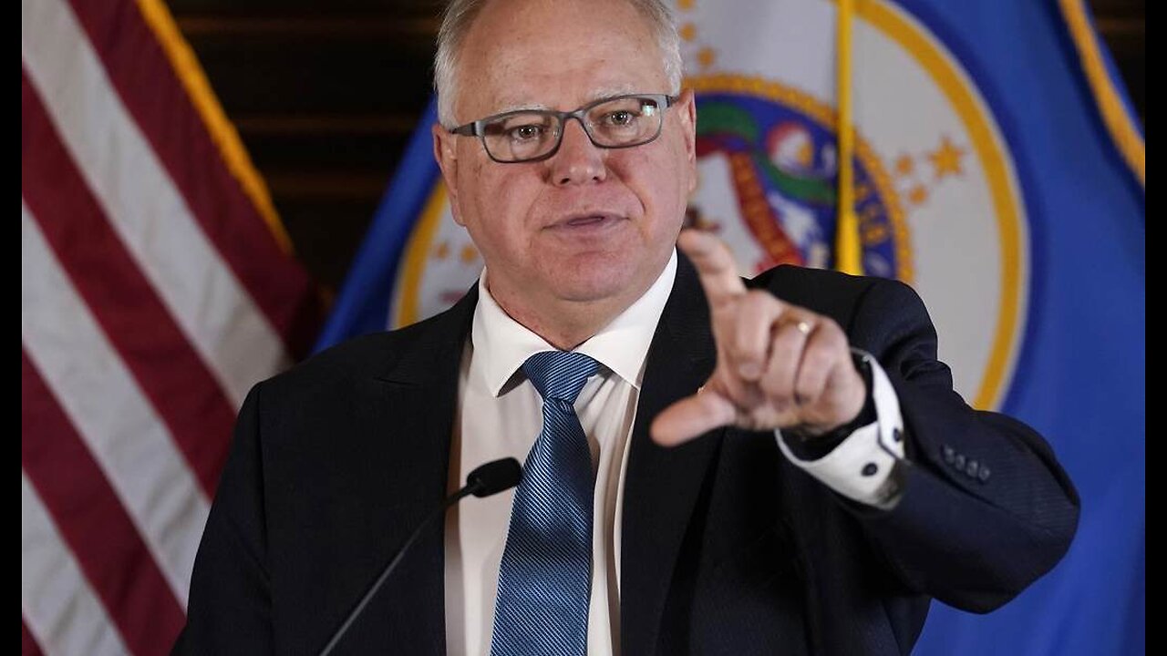 Tim Walz Appears Unannounced at PA Delegate Breakfast, Calls on Dems to Thank Joe Biden