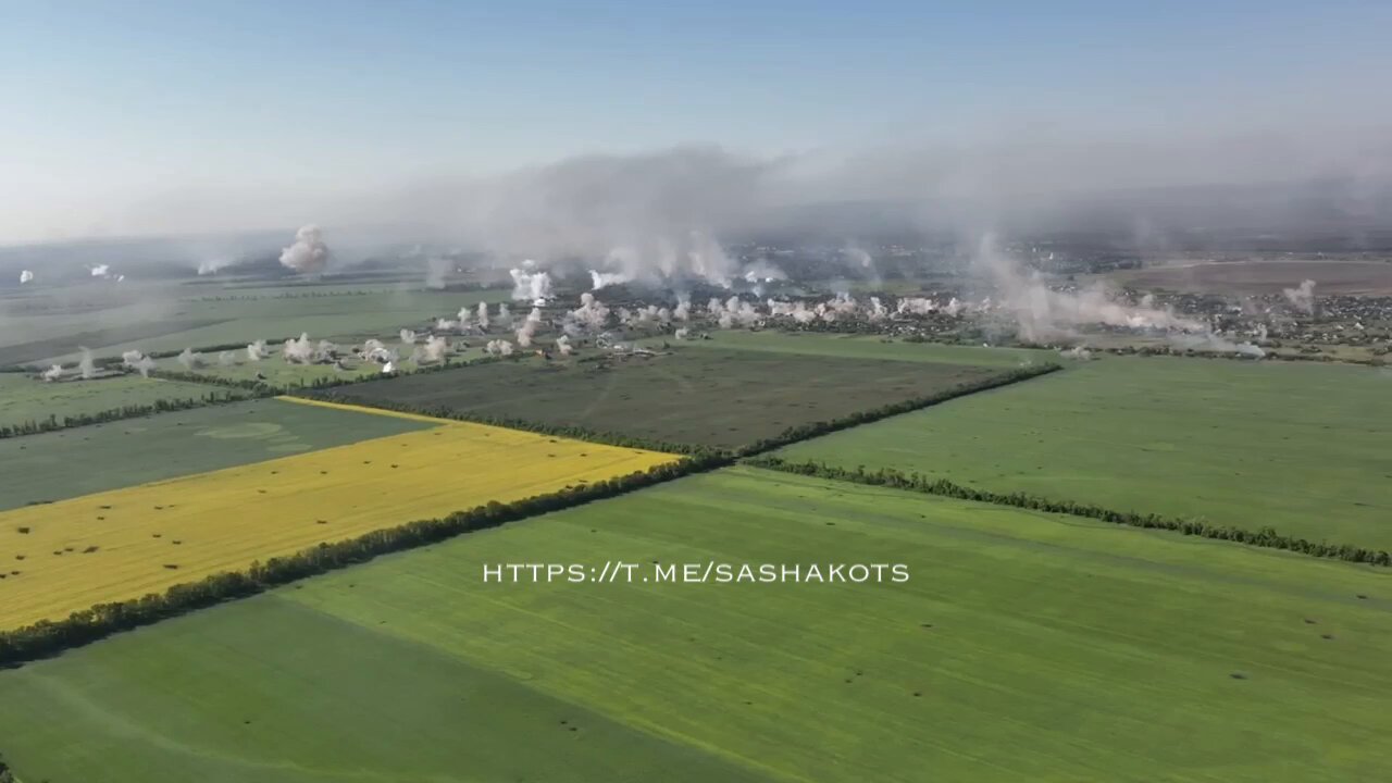 Massive artillery preparation before the Russian-led offensive on Krasny Liman