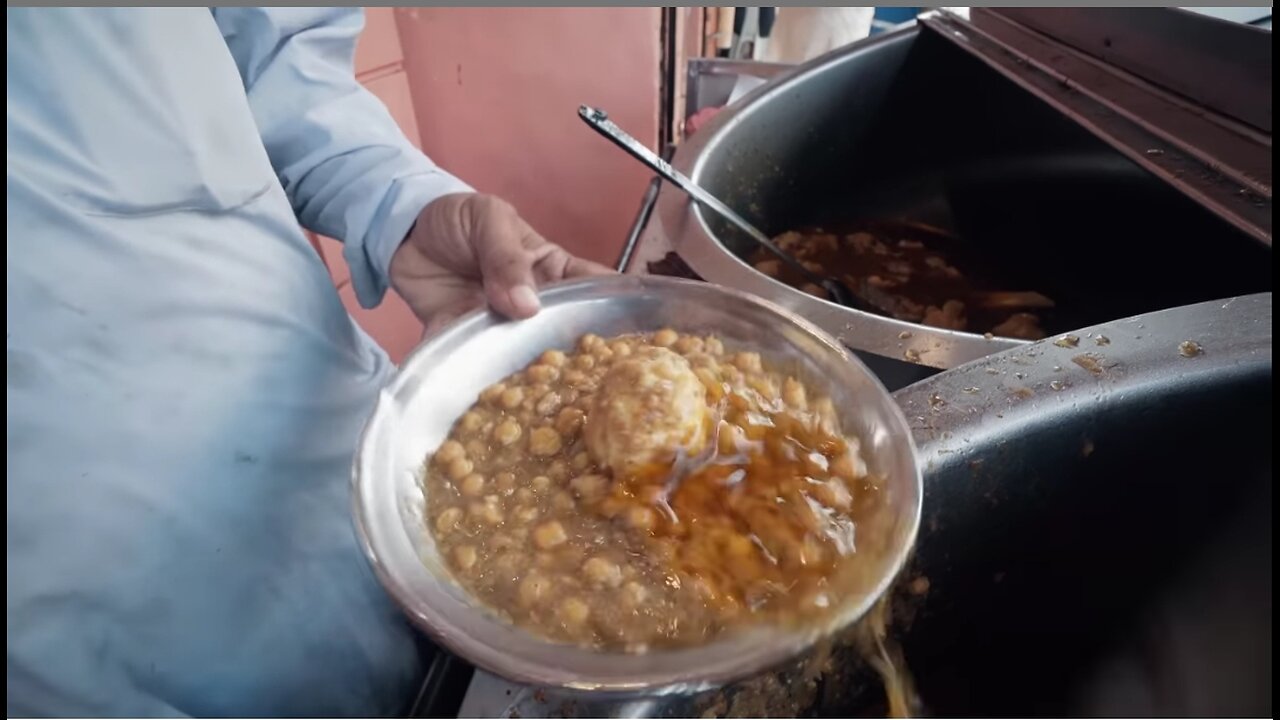 Sunday Breakfast| Paya, Murgh Chanay, Lacha Paratha..