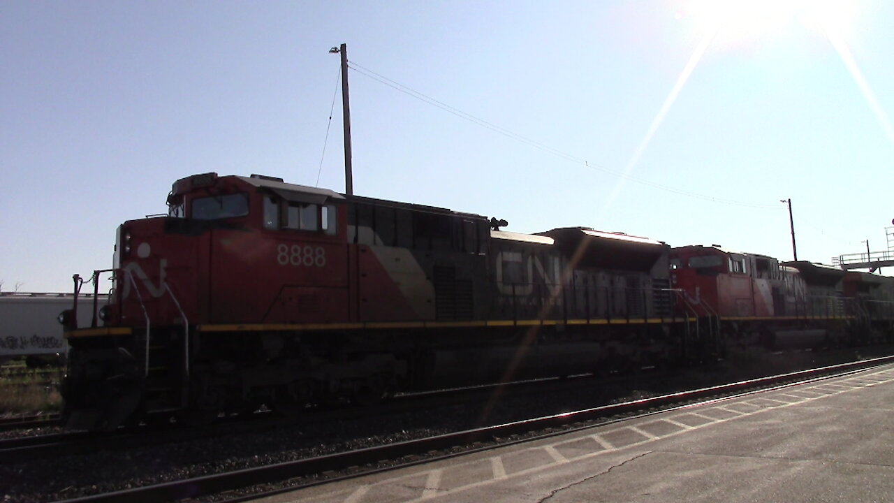 CN 8888, CN 8873 & CN 2299 Engine Manifest Train Eastbound On Strathroy Sub