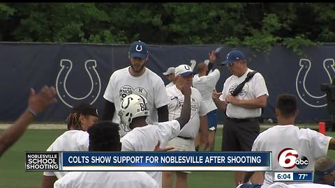 Colts players wear #NOBStrong T-shirts honoring shooting victims