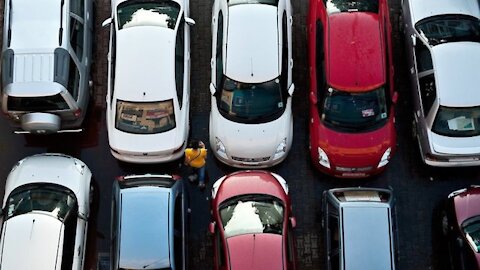 Consumers, officials call on Big 3 to take action on security issue involving key fobs