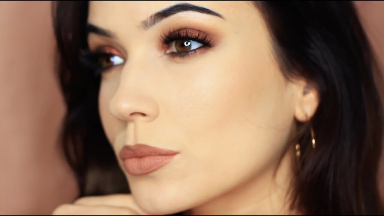 Makeup Tutorial | Smokey Eye Makeup Look + Face & Lips | TheMakeupChair