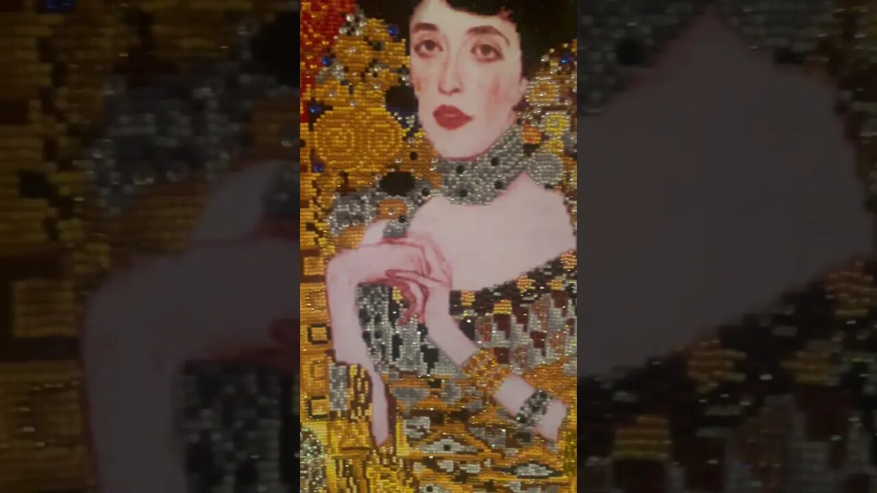 Woman in Gold by Klimt #diamonddotz #diamondpainting #klimt #shorts