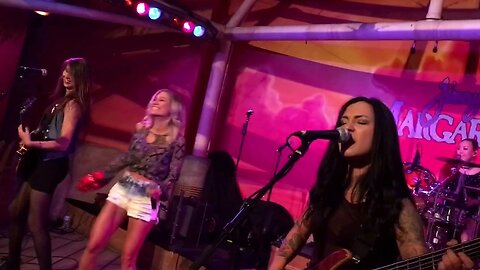 Dollface ~ Walk Like An Egyptian (Bangles) Cover