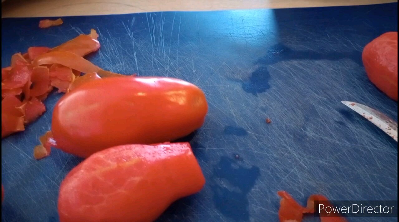 The BEST Knife: Peels Tomato Like Butter 2023