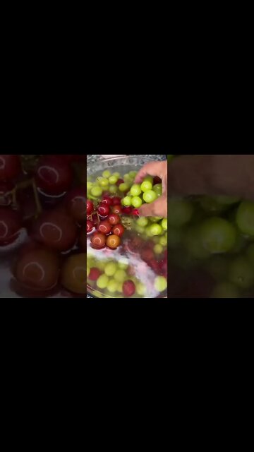 How to wash grapes correctly #Shorts #grapes #fruit #clean #asmr