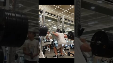 That Soulja Boy Cranked Me on that 2nd Lift 😂 #weightlifting #failvideo