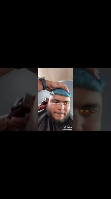 Getting Head While Getting my Haircut!