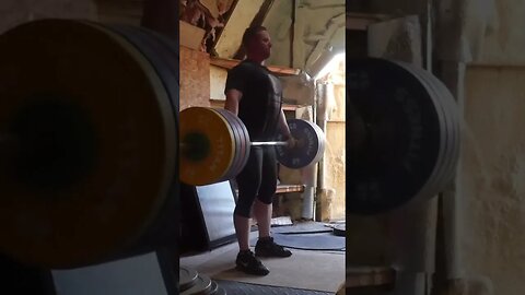 191 kg / 420 lb - Snatch Grip Deadlift