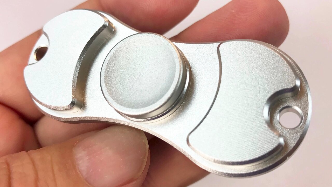 EDC Silver Aluminum Fidget Spinner Toy review and giveaway