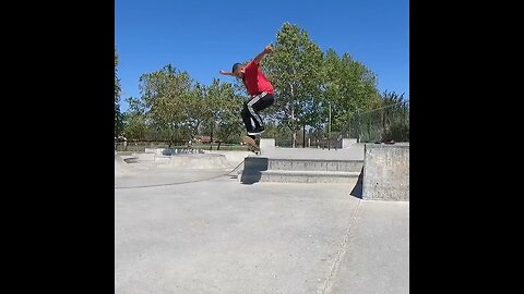 This kickflip felt great #skateboarding #poser #shorts #kickflip