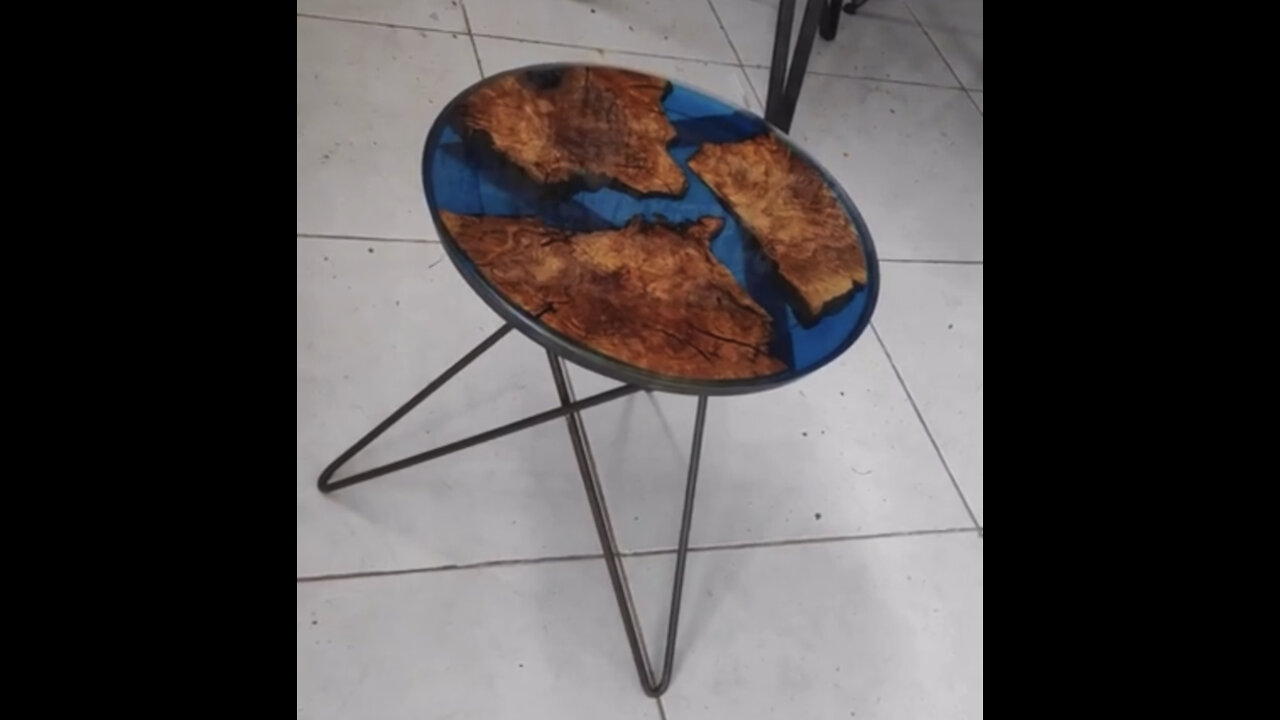 Amazing table with Epoxy