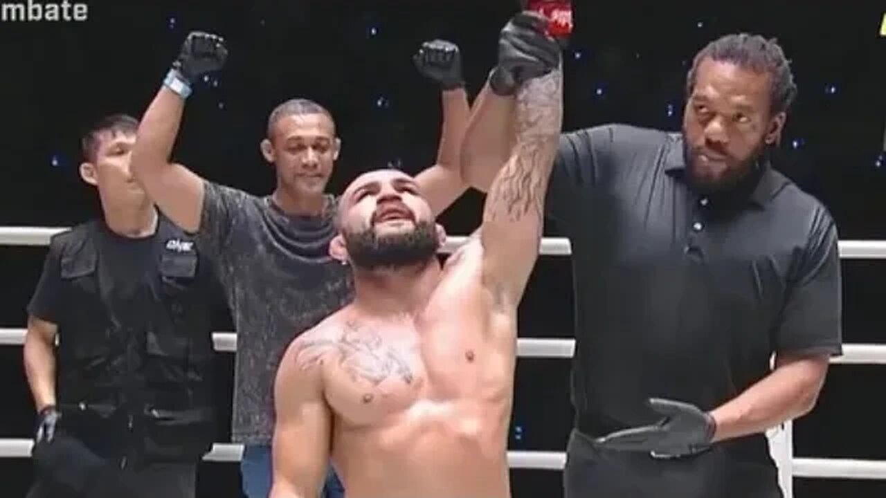 🎤John Lineker of @onechampionshipthailand313 by #combatmatrix stops Kim Jae Woong #mma #bjj #ufc