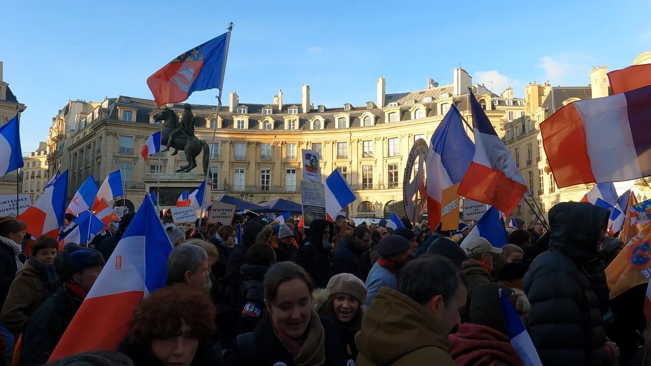 Manifestation place de la Victoire à Paris le 17/12/2022 - Cortège national de la résistance - 1