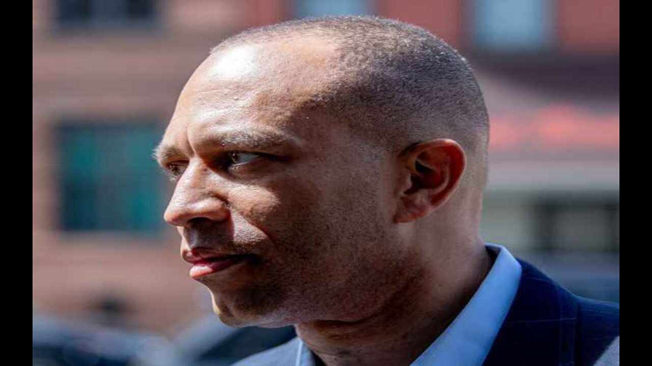 Poll: 82 Percent of Democrat Senior Staffers Say Rep. Jeffries Will Replace Pelosi