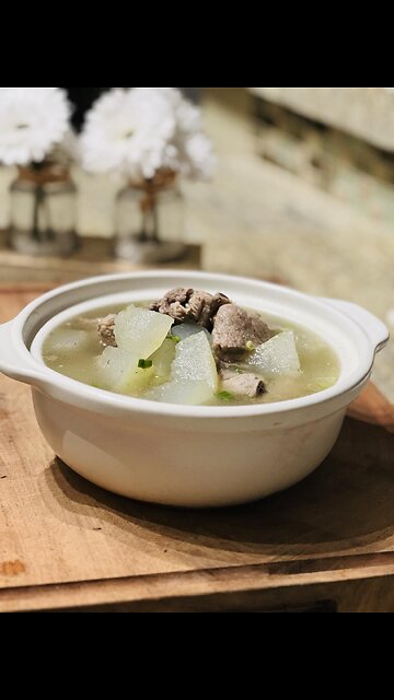 Pork Ribs Soup with Wintermelon 冬瓜排骨汤