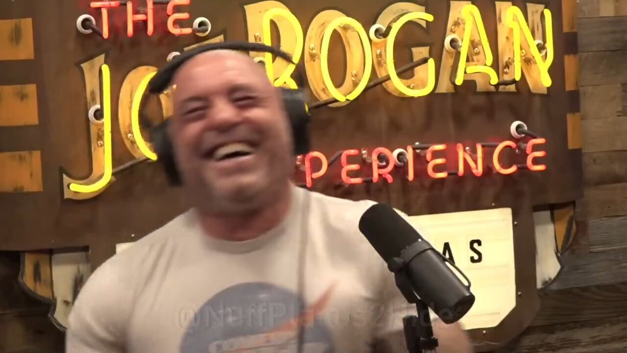 Michael Malice Calls Kamala Harris a "Retard" and a "Drunk Wine Mom" on Joe Rogan Experience 😄🍷