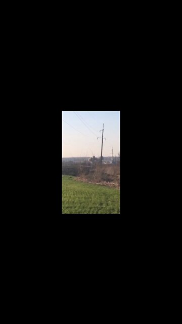 Ukrainian soldiers film a Russian cruise missile strike