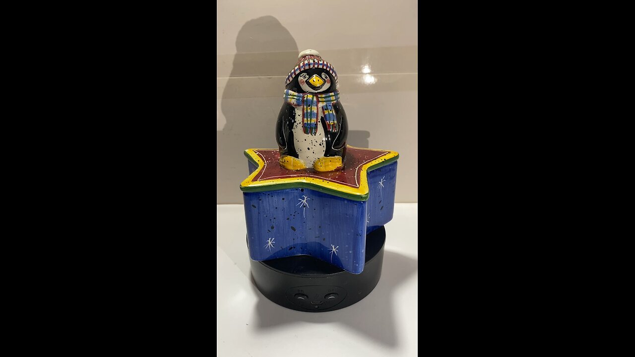 Mini-Vlog: Stop & Shop! Vintage Christmas PENGUIN on STAR Ceramic Cookie/Candy/Trinket JAR (Great Condition)