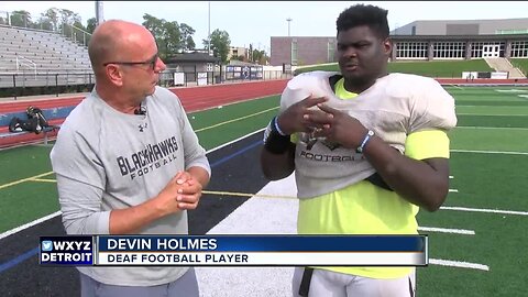 Deaf high school football player shines on and off the field in Bloomfield Hills