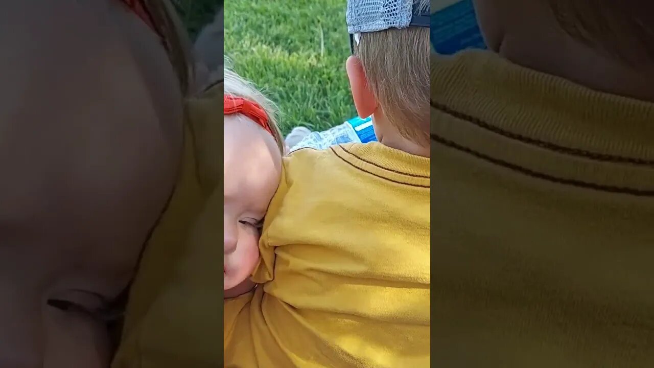 Give a Hug 💛