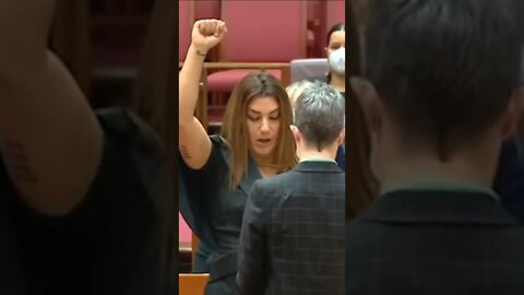 Australian senator Lidia Thorpe refers to the Queen coloniser while making oath allegiance #shorts