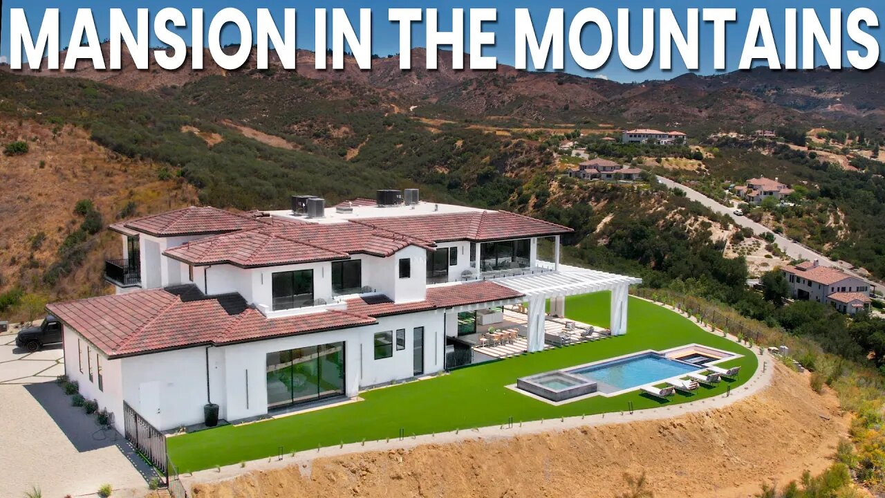 TOURING A SECLUDED MANSION IN THE MOUNTAINS OF LA!