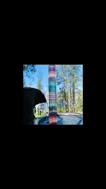 HOW RAINBOW FLUORITE POINT CAN HELP YOU WITH CLEAR THINKING