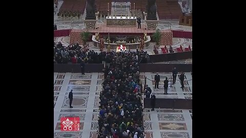 🇻🇦✝️⚰️📹 — 🇻🇦Vatican State Media, Vatican News on Twitter:— "More than 100,000 people have passed