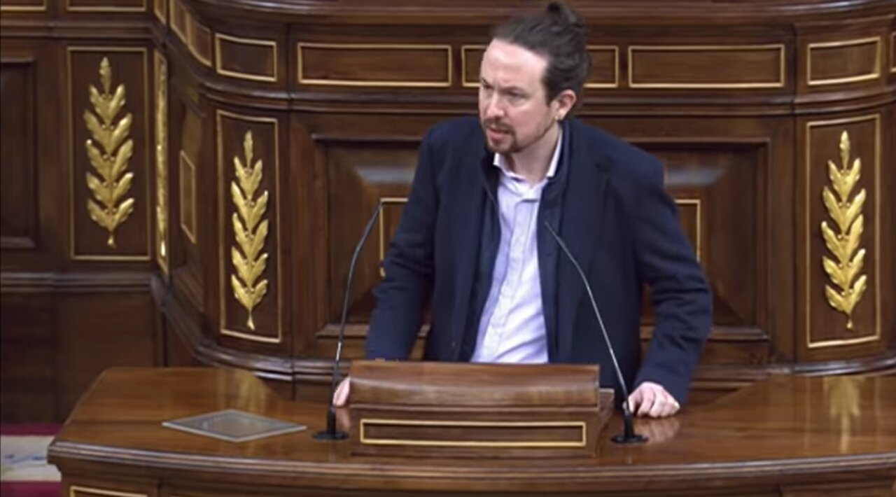 Unidas Podemos tramita ley en el Congreso español para indultar al artista catalán Pablo Hasél