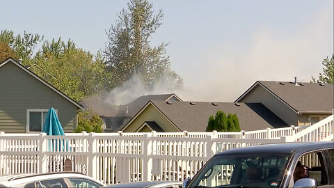 Small Plane Crashes In Residential Neighborhood In Oregon