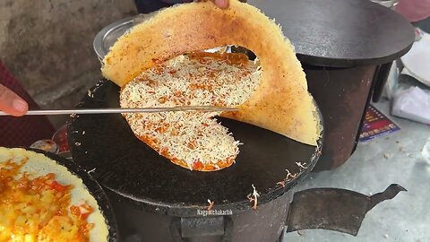 Heart Shaped Dilkhush Dosa Made On Sigdi on Streets of Nagpur