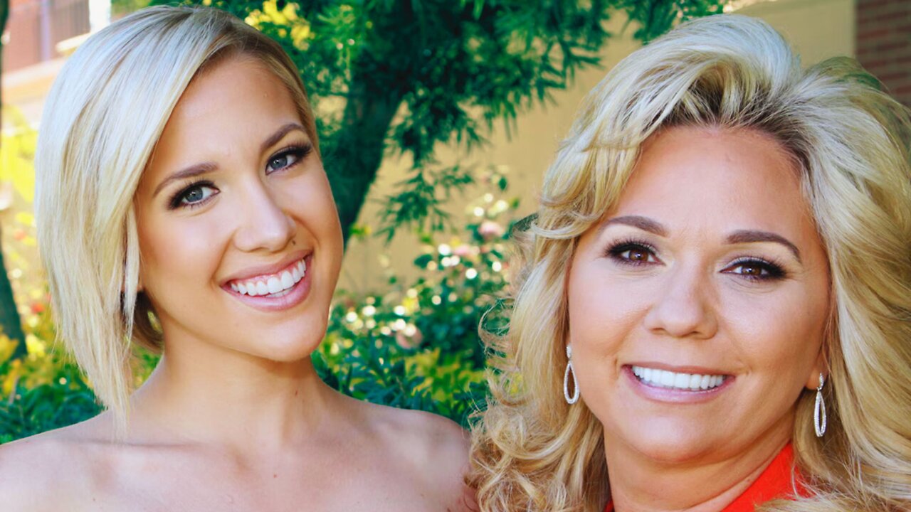 Savannah Chrisley Opens Up: 'Not Getting My Hopes Up' Before Mom Julie's Resentencing