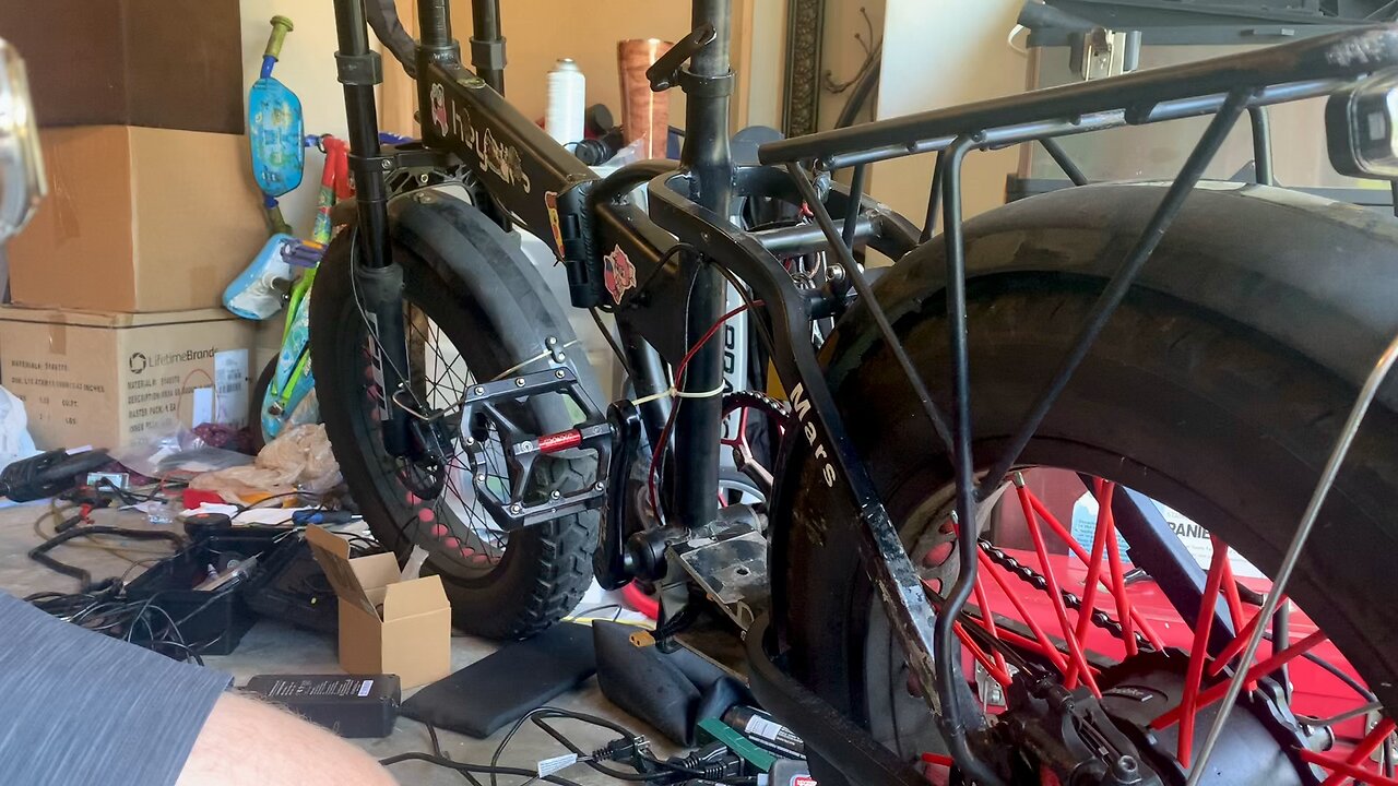 istalling upgrades on heybike mars 1st edition!