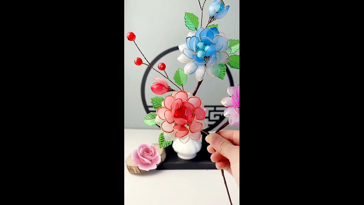 Handmade diy beads flowers for home decoration #handmade #DIY #beads #handmadegifts #handmadecraft